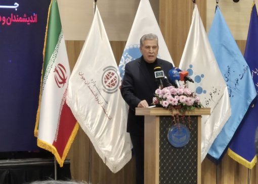 رئیس اتاق بازرگانی ایران: نخبگان دانشگاهی پیشتاز حل مسائل کشور باشند