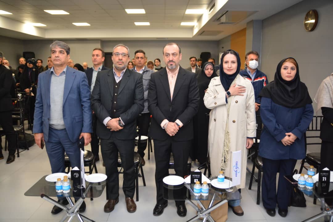 جعفری در آیین افتتاح فاز نخست خط تولیدی دانش‌پژوهان آریا دارو: شرکتهای مستقر در قطب دارویی استان البرز ظرفیت قابل توجهی برای تولید و صادرات دارند