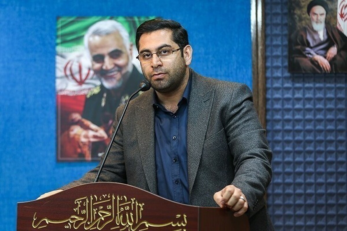 محمدمهدى عبداللهى: آيين اختتاميه كنگره بين المللى شعر شهداى اصناف و بازار با حضور مقامات كشوری و لشکری و چهره هاى برجسته ادبى و هنرى در باغ موزه دفاع مقدس برگزار میشود محمدمهدى عبداللهى: آيين اختتاميه كنگره بين المللى شعر شهداى اصناف و بازار با حضور مقامات كشوری و لشکری و چهره هاى برجسته ادبى و هنرى در باغ موزه دفاع مقدس برگزار میشود