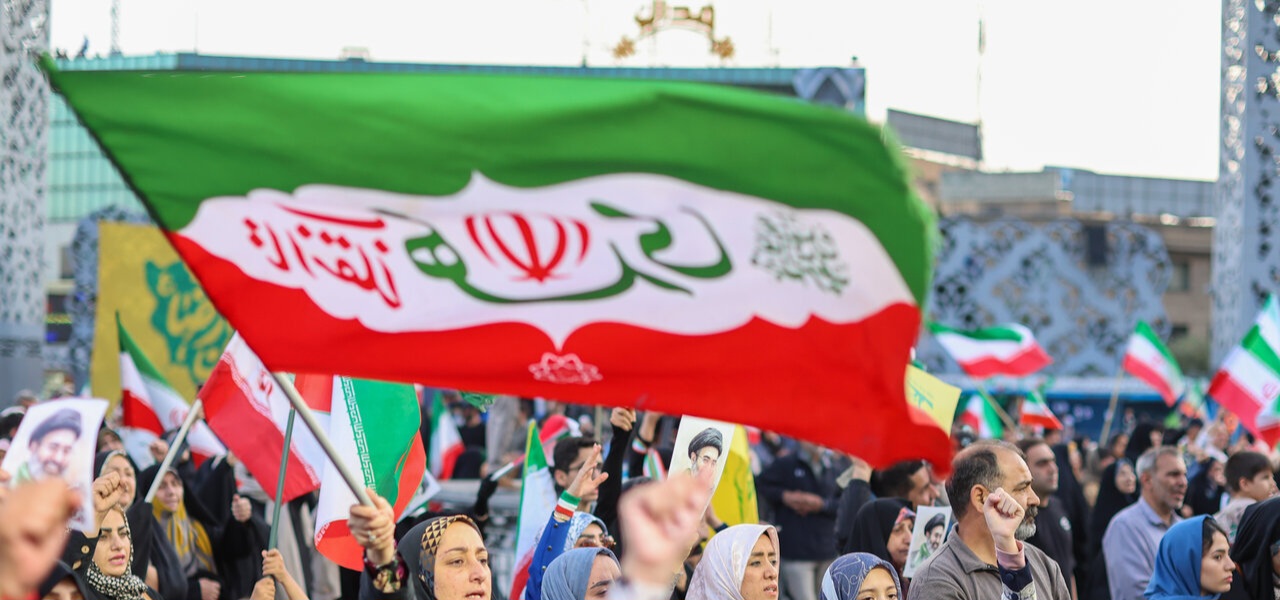 حماسه آفرینی مردم تهران در اجتماع بزرگ امام رضایی‌ها/ مسئولان همدل و همنوا کنار ملت‌ ايران