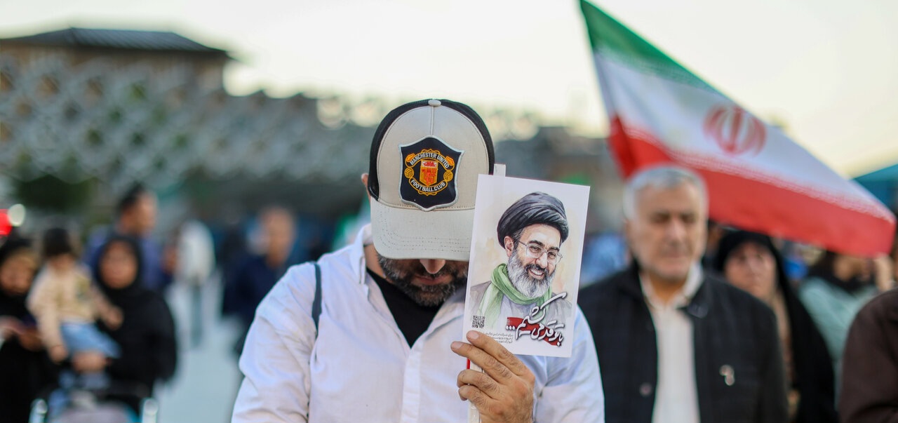 حماسه آفرینی مردم تهران در اجتماع بزرگ امام رضایی‌ها/ مسئولان همدل و همنوا کنار ملت‌ ايران