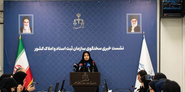 قویدل در در نشست خبری با اصحاب رسانه: تمامی واحدهای ثبتی موظفند در مراجعات مالکان آسیب‌دیده از جنگ موضوع را در اولویت قرار دهند و سند مالکیت جدید صادر کنند