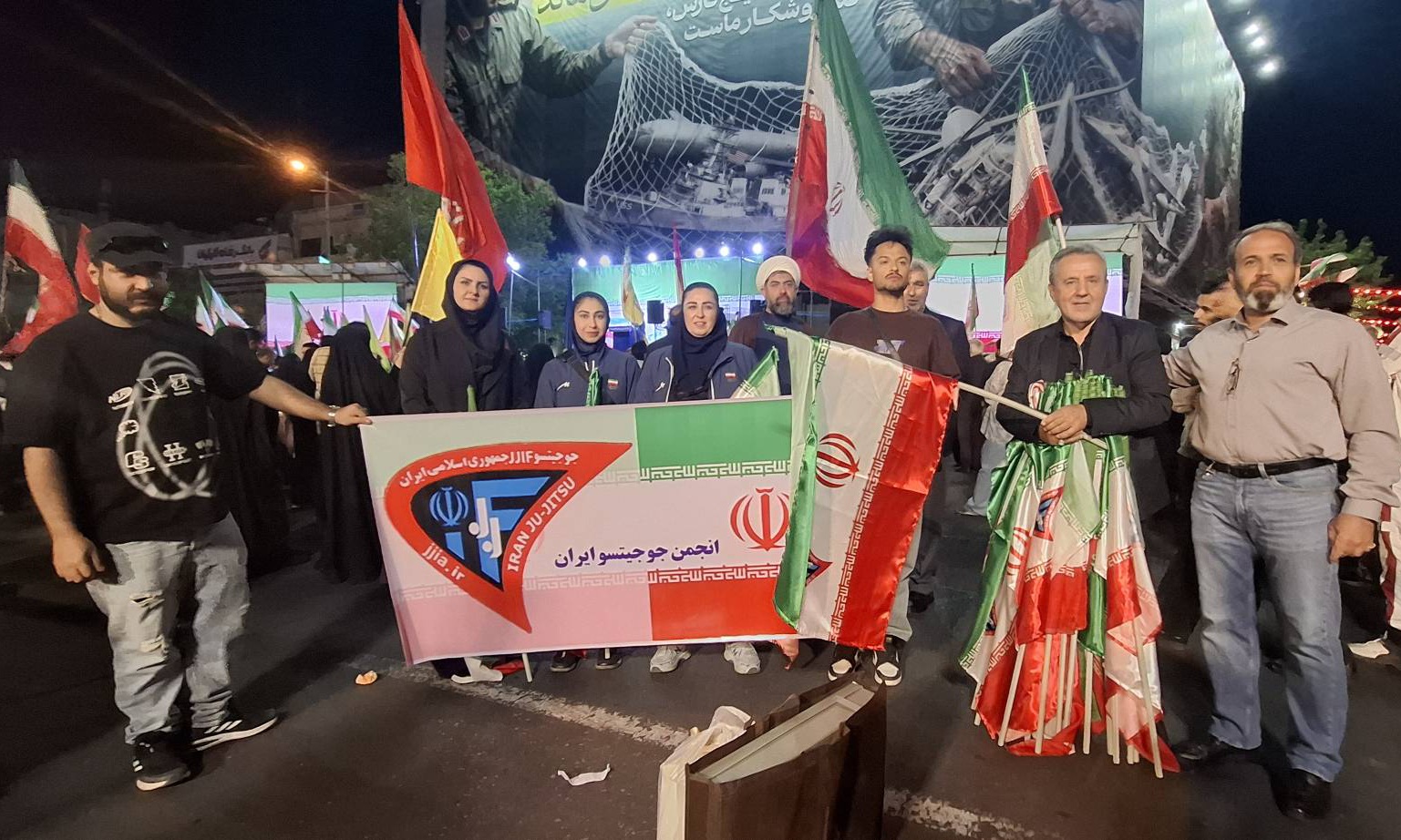 حجتالاسلام علی سعیدیان در آيين تجليل از مدالآوران جهانی رشته جوجیتسو: یک ورزشکار همانگونه که قوای جسمانی اش را تقویت می کند باید شرایط نفسانی اش را هم قوی کند حجتالاسلام علی سعیدیان در آيين تجليل از مدالآوران جهانی رشته جوجیتسو: یک ورزشکار همانگونه که قوای جسمانی اش را تقویت می کند باید شرایط نفسانی اش را هم قوی کند