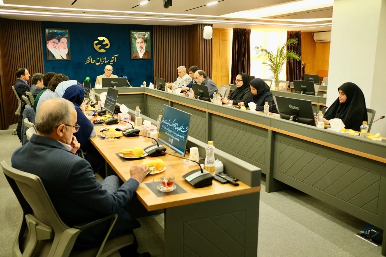 حسین رنجبران در اولین نشست خبری خود با خبرنگاران در سال ۱۴۰۵: منفعت بیمه‌ای در حوزه بیمه‌های تجاری است اما این مجموعه از حوزه درمان خارج نشده است
