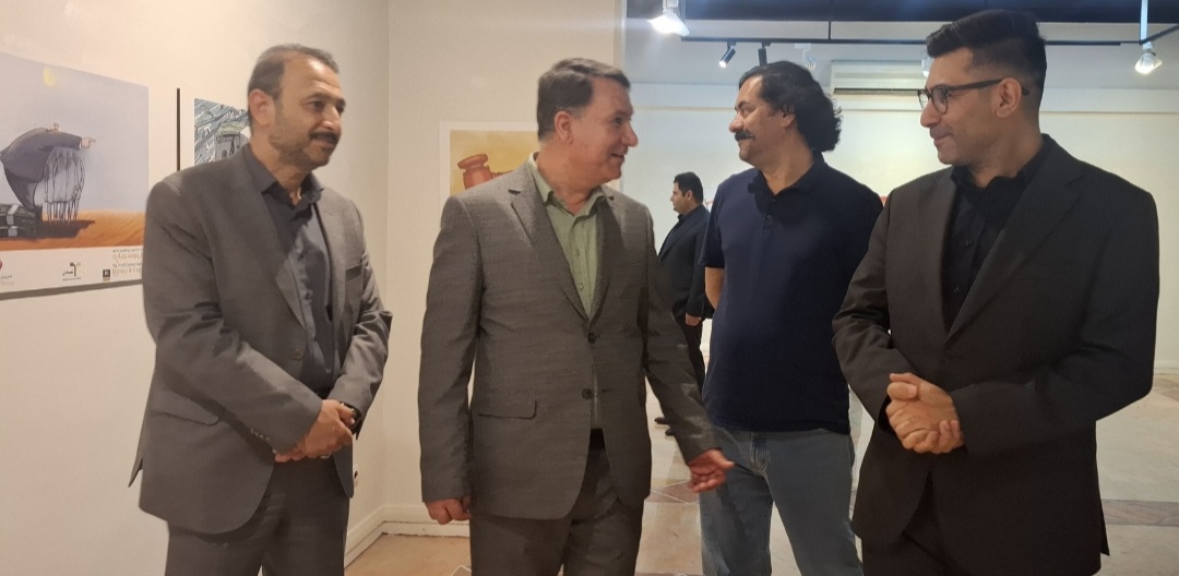 کاظمی در افتتاحیه نمایشگاه آثار منتخب نخستین جشنواره بین‌المللی کاریکاتور «پول و سرمایه»: محور اصلی جشنواره پول و سرمایه بود