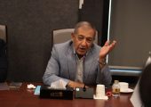 ولی‌زاده در نخستین نشست خبری عرضه اولیه سهام شرکت کشت و صنعت هلال(زهلال): بیش از ۹۹ درصد سهام این مجموعه متعلق به شرکت سرمایه‌گذاری هلال احمر است