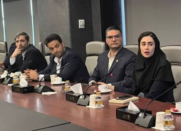 مقدم در نخستین نشست خبری آیین معارفه شرکت «کیمیا پلی‌ استر قم» با نماد «شکیمیا»: بیش از ۸۵ درصد محصولات شکیمیا صادراتی است