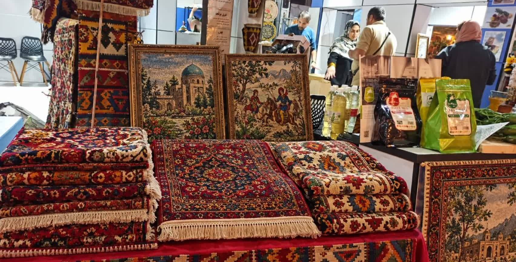 نمایشگاه توانمندی های روستاییان و عشایر ۱۴۰۵