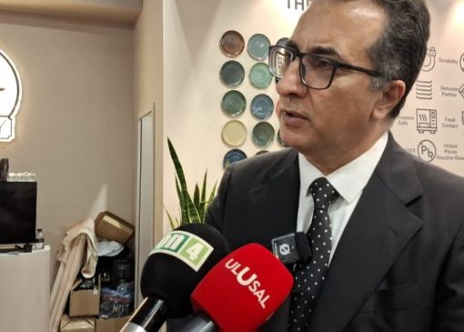 مهندس اصغر زاده در حاشیه بیستمین و ششمین نمایشگاه بین المللی لوازم خانگی ۱۴۰۵: محصول ما کاملا متمایز در صنعت چینی و پرسلان است