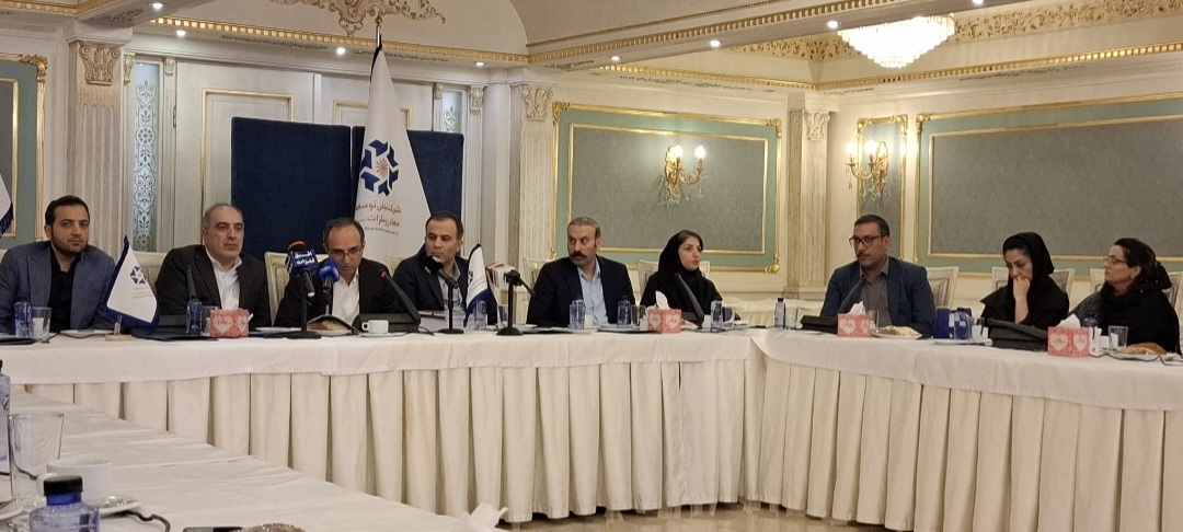 علی‌اکبری در نشست خبری دستاوردها و برنامه‌های آتی شرکت تجلی: برنامه شرکت تجلی این است که تا سال ۱۴۱۰ از زنجیره فولاد خارج شود